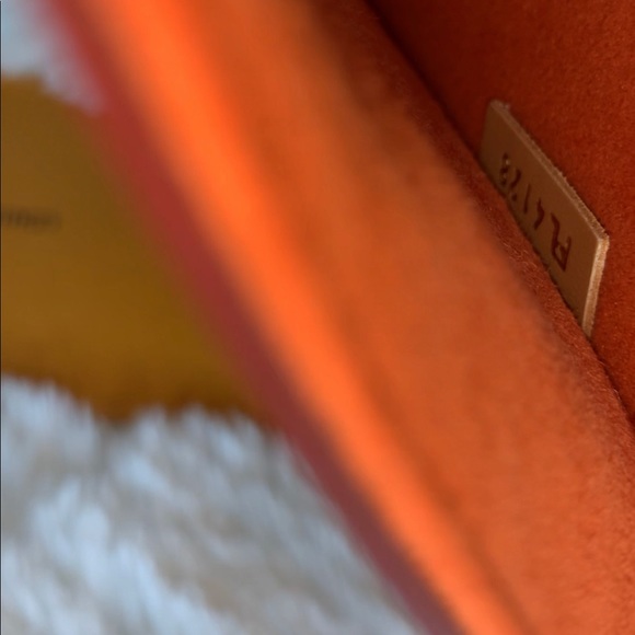 ❌NFS❌Louis Vuitton Catogram Ivory Twist MM bag - Picture 12 of 16